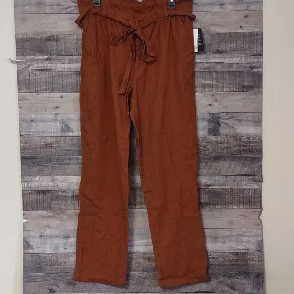 Becca Tilley x Bar III Paperbag Waist Cotton Pants - Picture 3 of 10